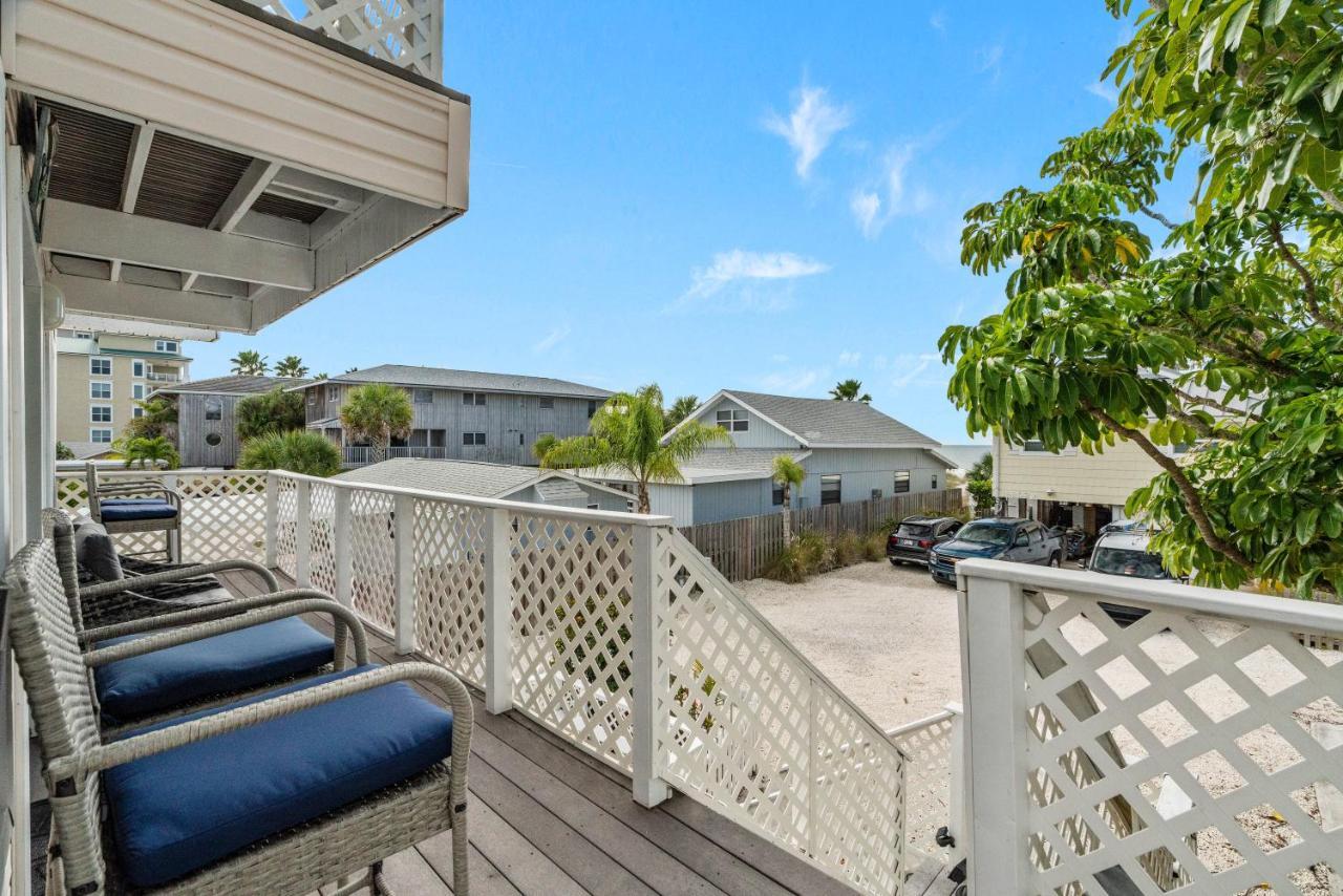 Beach House In Indian Shores Villa Клиъруотър Бийч Екстериор снимка